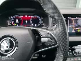 Škoda Karoq (2023) thumbnail 17