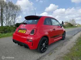 Fiat 500 (2016) thumbnail 4