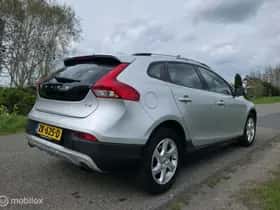 Volvo V40 thumbnail 4