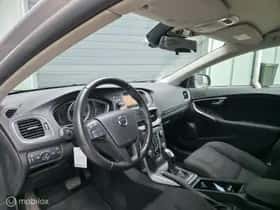 Volvo V40 (2018) thumbnail 6