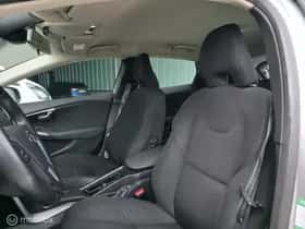 Volvo V40 thumbnail 7
