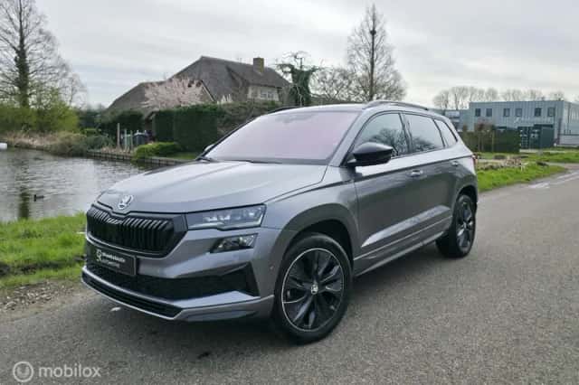 Škoda Karoq (2023) thumbnail 1