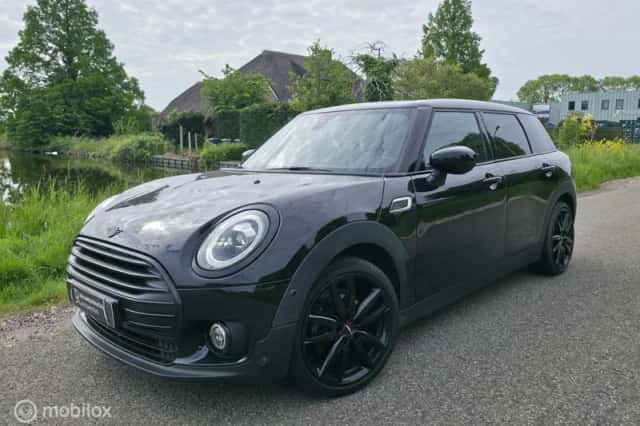MINI Clubman (2019) thumbnail 1