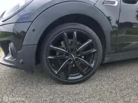 MINI Clubman (2019) thumbnail 28