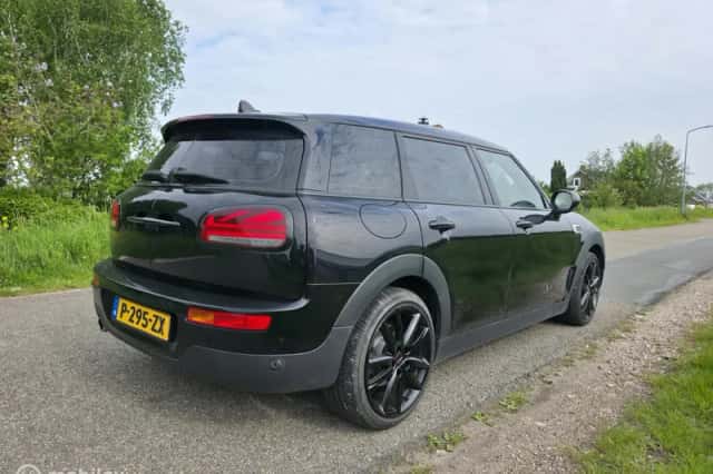 MINI Clubman (2019) thumbnail 4