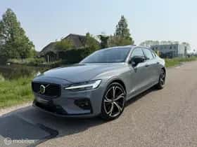 Volvo S60 (2023) thumbnail 1