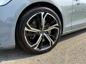 Volvo S60 (2023) thumbnail 29