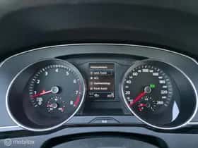 Volkswagen Passat (2023) thumbnail 18