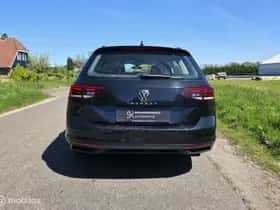 Volkswagen Passat (2023) thumbnail 31