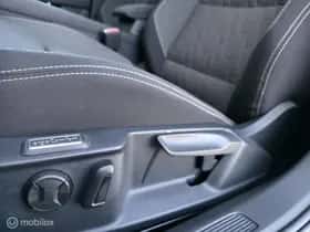 Volkswagen Passat (2023) thumbnail 8