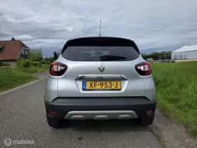 Renault Captur (2018) thumbnail 31