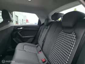 Audi A1 (2019) thumbnail 9