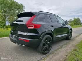 Volvo XC40 (2025) thumbnail 5