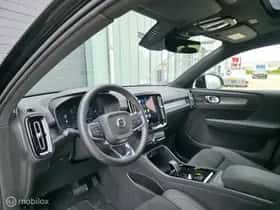 Volvo XC40 (2025) thumbnail 7