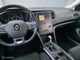 Renault Mégane (2017) thumbnail 17
