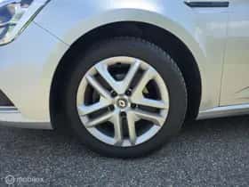 Renault Mégane (2017) thumbnail 26
