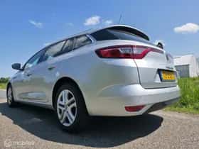 Renault Mégane (2017) thumbnail 27