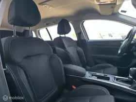 Renault Mégane (2017) thumbnail 8