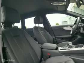 Audi A4 (2021) thumbnail 10