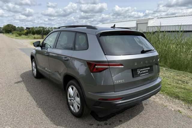 Škoda Karoq (2025) thumbnail 2