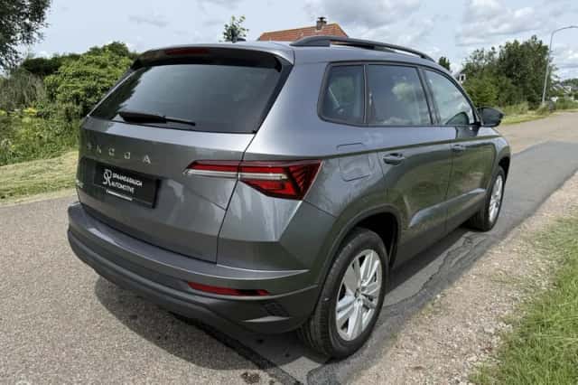 Škoda Karoq (2025) thumbnail 5