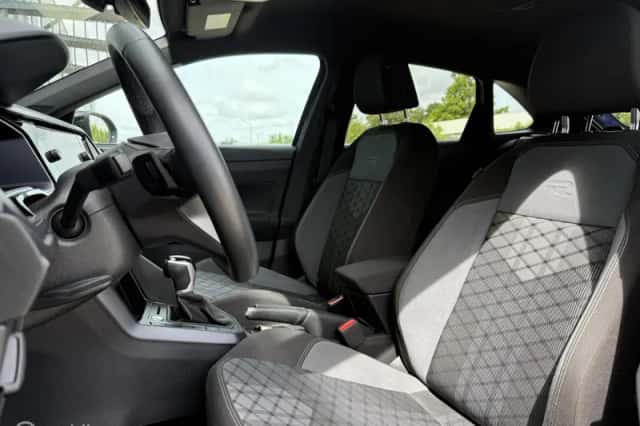 Volkswagen Taigo (2024) thumbnail 6
