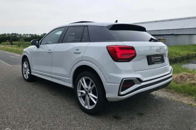 Audi Q2 (2024) thumbnail 3