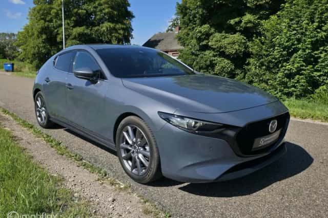 Mazda 3 (2023) thumbnail 3