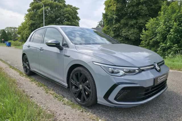 Volkswagen Golf (2023) thumbnail 3