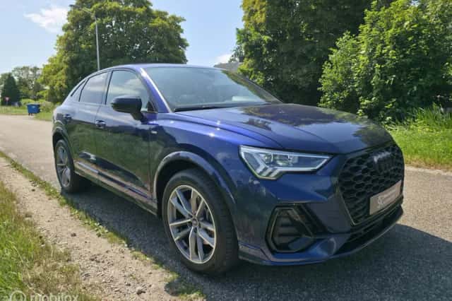 Audi Q3 (2021) thumbnail 3