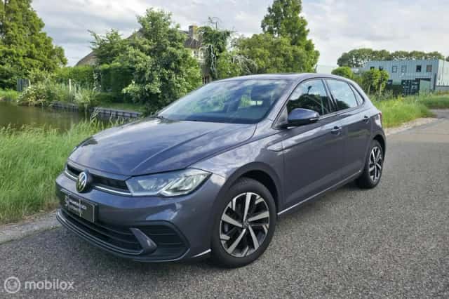 Volkswagen Polo (2021) thumbnail 1