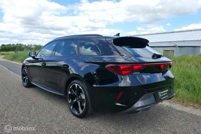 CUPRA Leon Sportstourer (2021) thumbnail 3
