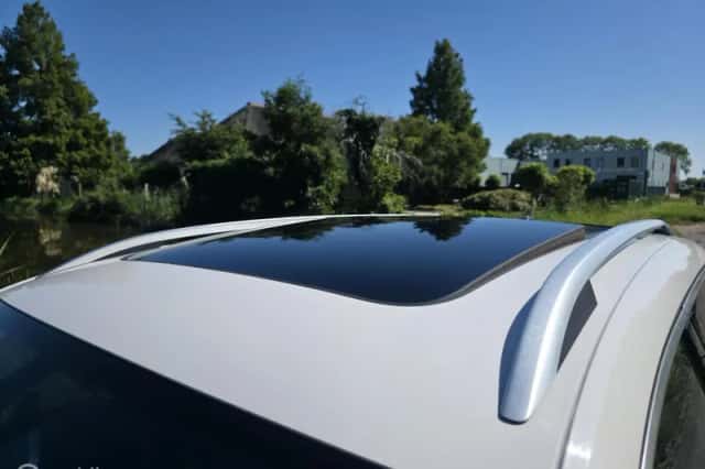 Škoda Karoq (2019) thumbnail 2