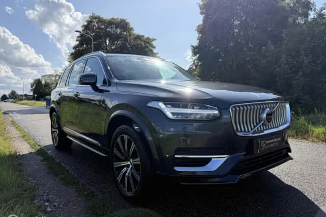 Volvo XC90 (2022) thumbnail 3