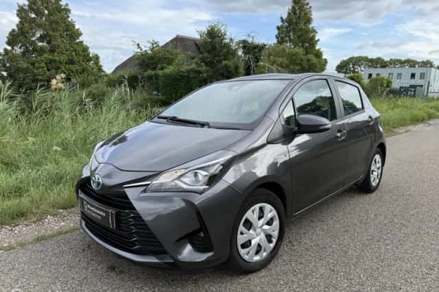 Toyota Yaris (2020) thumbnail 1
