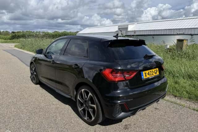 Audi A1 (2019) thumbnail 2