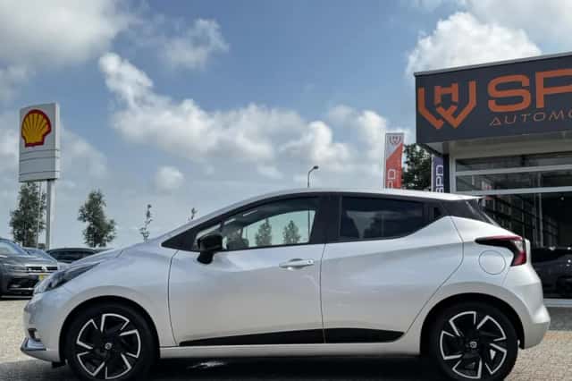 Nissan Micra (2023) thumbnail 3
