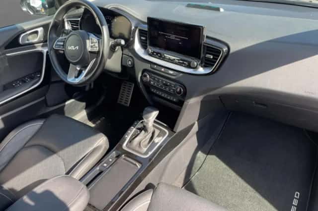 Kia Ceed Sportswagon (2020) thumbnail 2