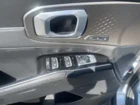 Kia Sorento (2020) thumbnail 11