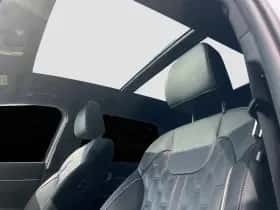 Kia Sorento (2022) thumbnail 21