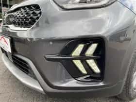 Kia Niro (2019) thumbnail 23