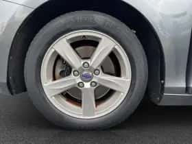 Volvo V40 (2012) thumbnail 23