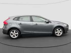 Volvo V40 (2012) thumbnail 4