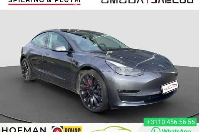 Tesla Model 3 (2018) thumbnail 1