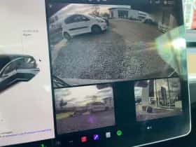 Tesla Model 3 (2018) thumbnail 15