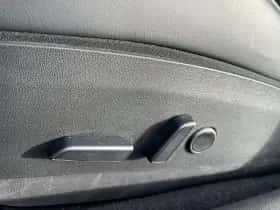 Tesla Model 3 (2018) thumbnail 26