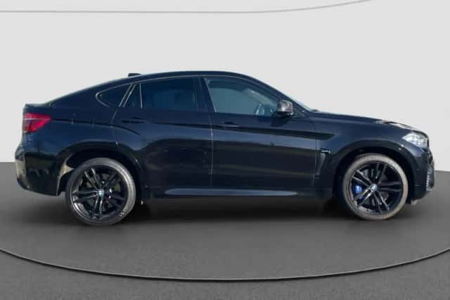 BMW X6 (2017) thumbnail 2