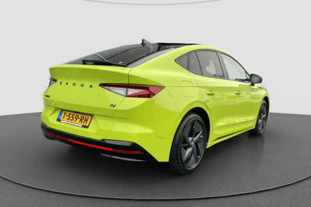 Škoda Enyaq (2022) thumbnail 3
