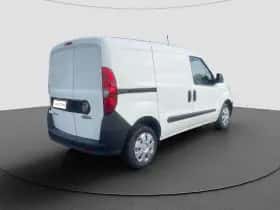 Fiat Doblò (2019) thumbnail 3