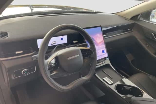 Jaecoo 5 Ev (2025) thumbnail 2
